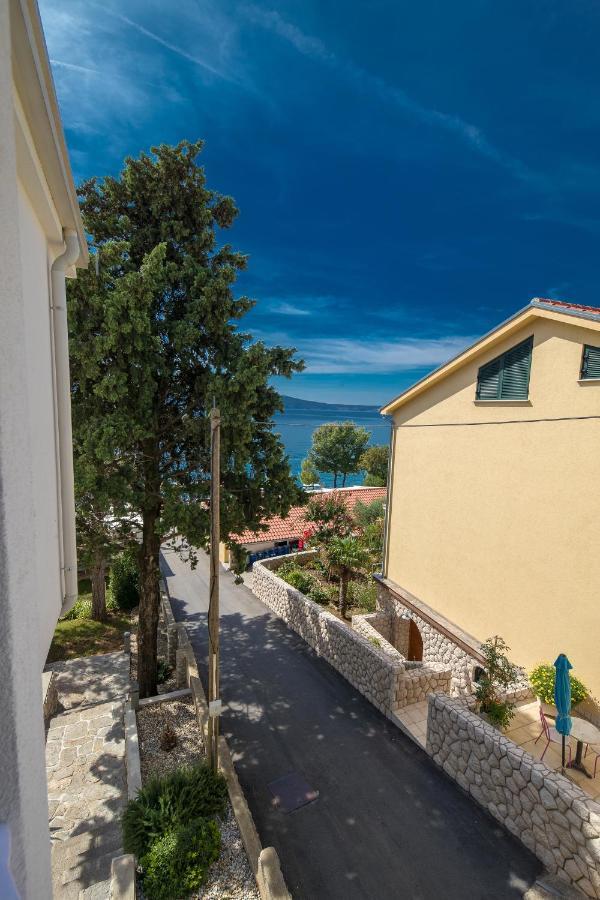 Rocky Beach Rooms Novi Vinodolski Kültér fotó