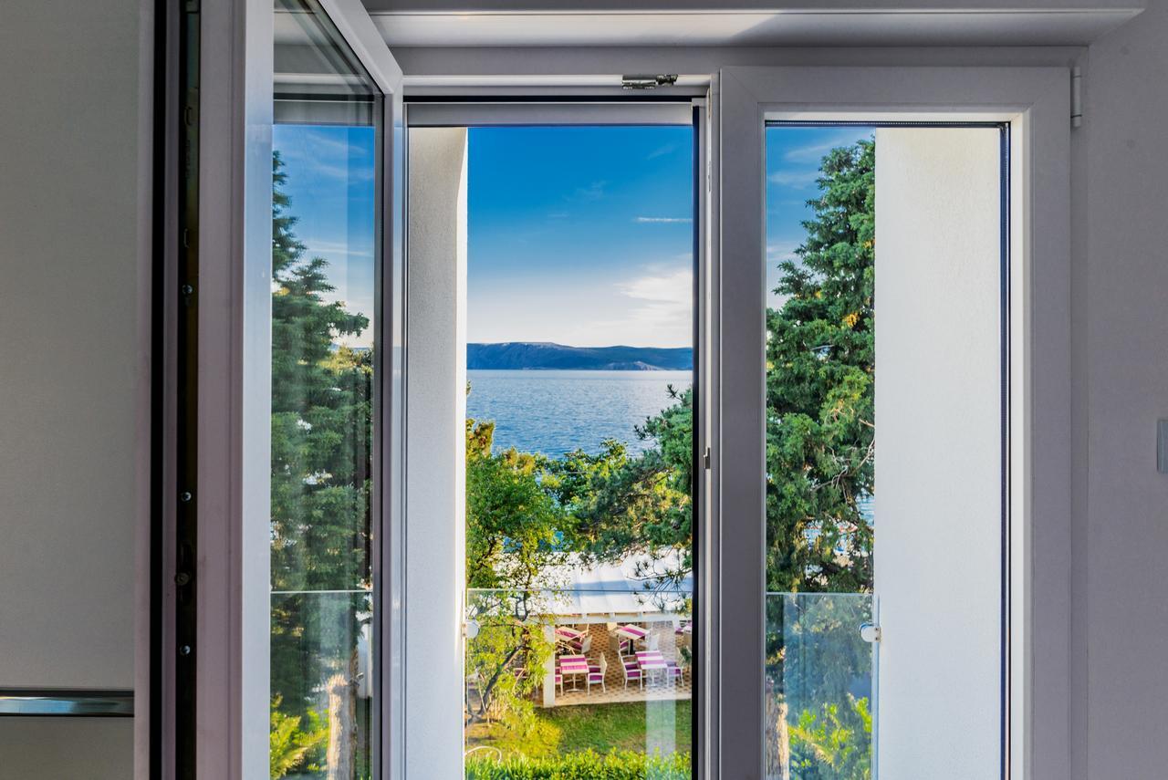 Rocky Beach Rooms Novi Vinodolski Kültér fotó